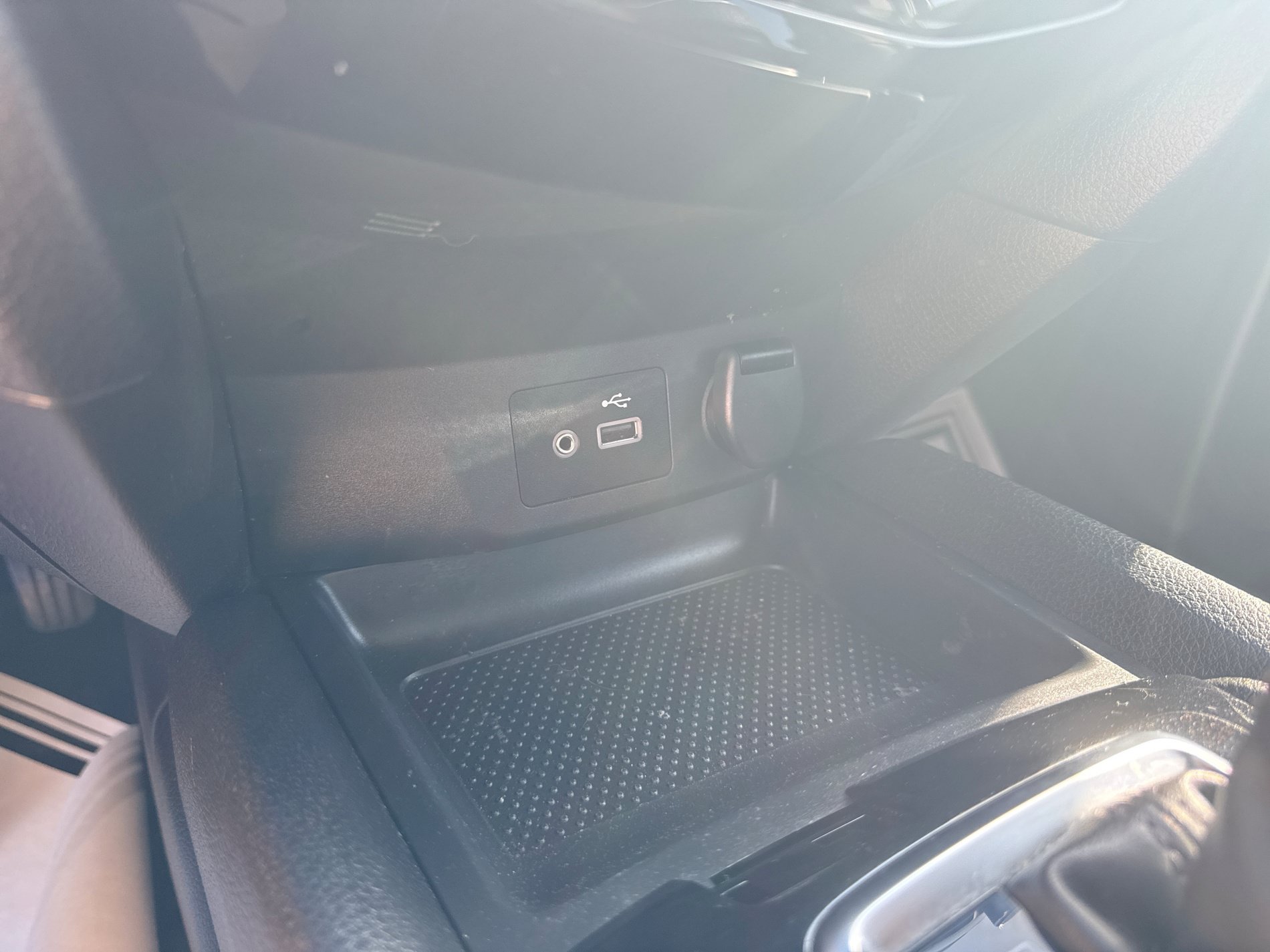 Used 2020 Nissan Rogue Sport SV FWD image 21