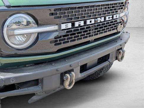 Used 2023 Ford Bronco Wildtrak AWD/4WD image 10