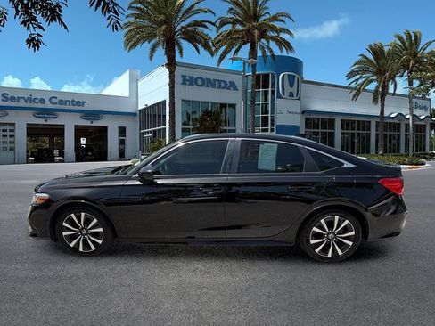 Used 2023 Honda Civic EX image 5