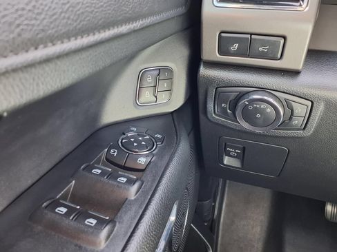 Used 2021 Ford Expedition XLT RWD image 25