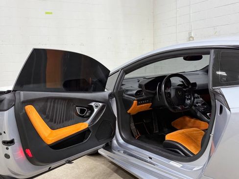 Used 2017 Lamborghini Huracan LP 580-2 RWD image 25