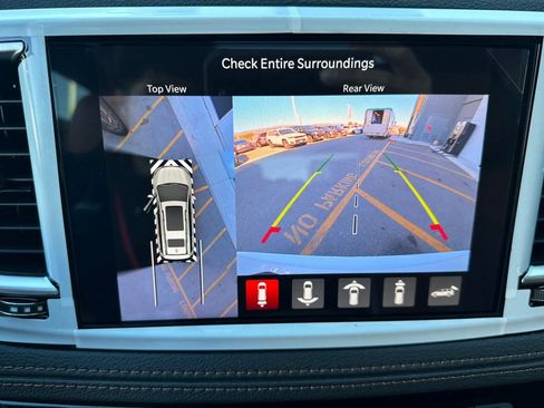 New 2026 Chrysler Pacifica Pinnacle image 25