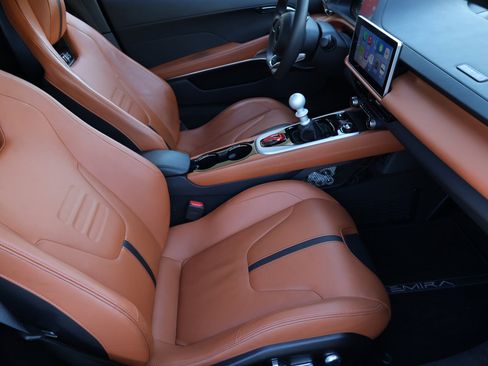 Used 2024 Lotus Emira First Edition image 9