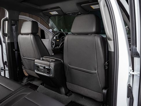 Used 2025 Chevrolet Silverado 2500 LTZ w/ Z71 Chrome Sport Edition image 32