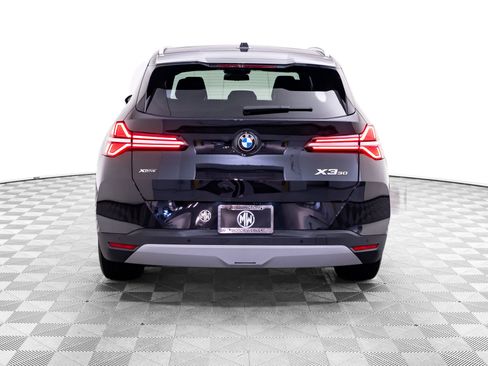 Used 2025 BMW X3 xDrive30i w/ Premium Package AWD/4WD image 4