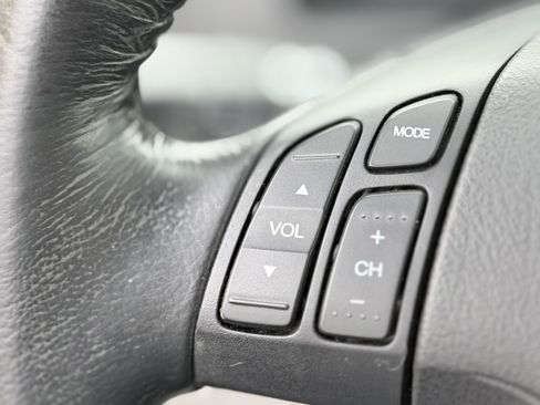 Used 2011 Honda CR-V EX-L image 24