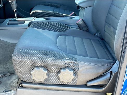 Used 2013 Nissan Frontier Desert Runner image 18