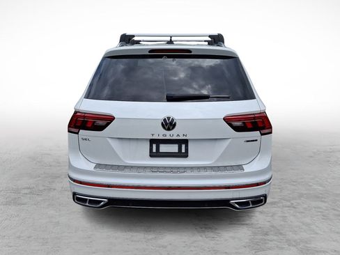 Used 2024 Volkswagen Tiguan SEL R-Line AWD/4WD image 4