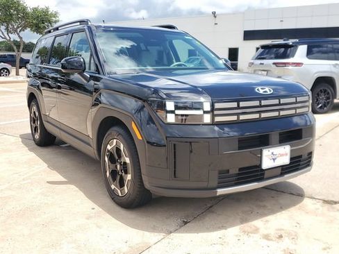 Used 2026 Hyundai Santa Fe SEL AWD/4WD image 2