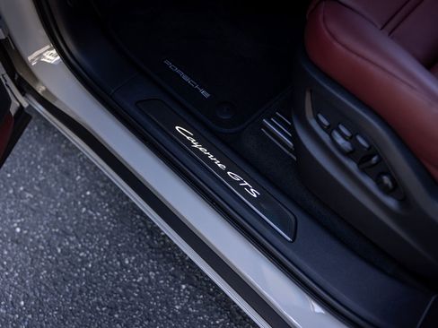 New 2026 Porsche Cayenne GTS AWD/4WD image 46
