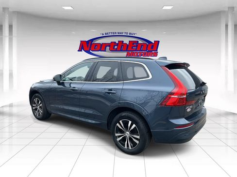 Used 2023 Volvo XC60 B5 Core image 5