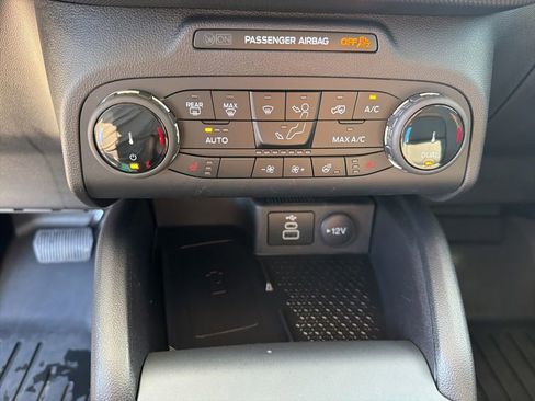Certified 2024 Ford Bronco Sport Outer Banks w/ Tech Package AWD/4WD image 31