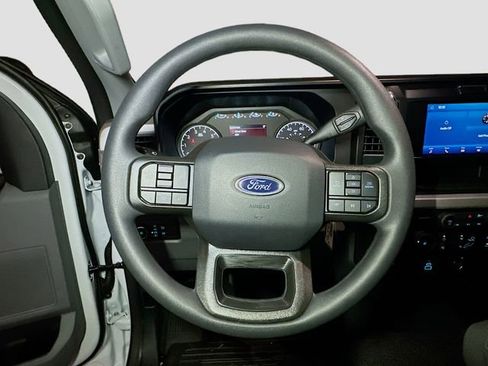 New 2026 Ford F250 XL w/ XL Chrome Package image 7