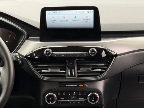 Certified 2025 Ford Escape Active w/ Cold Weather Package image 5