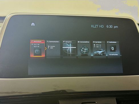 Used 2018 BMW X1 xDrive28i image 17