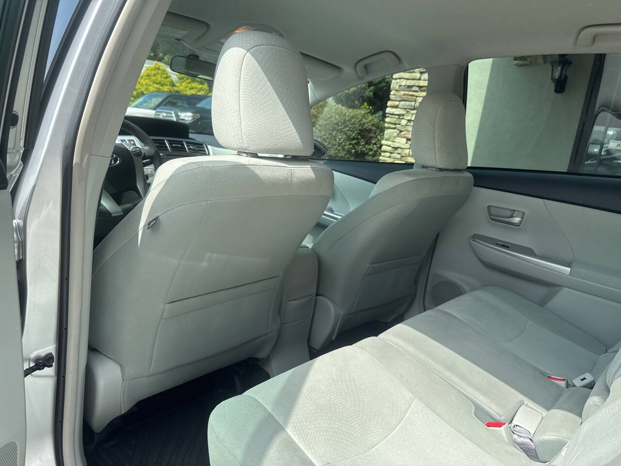 Used 2012 Toyota Prius V Three FWD image 10