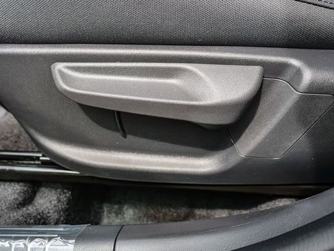 New 2026 Kia Niro LX FWD image 23