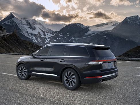 New 2026 Lincoln Aviator AWD image 4