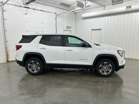 Used 2025 GMC Terrain Elevation AWD/4WD image 32