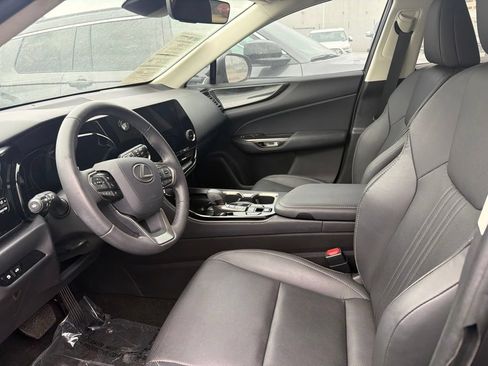 Used 2024 Lexus NX 250 FWD w/ Towing Package (2000 Lbs) image 2