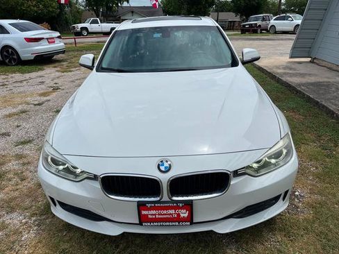 Used 2014 BMW 320i Sedan RWD image 2