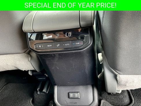 Used 2021 Toyota Highlander LE image 10