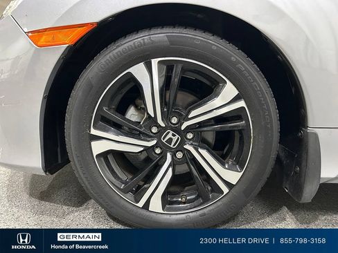 Used 2018 Honda Civic Touring image 14