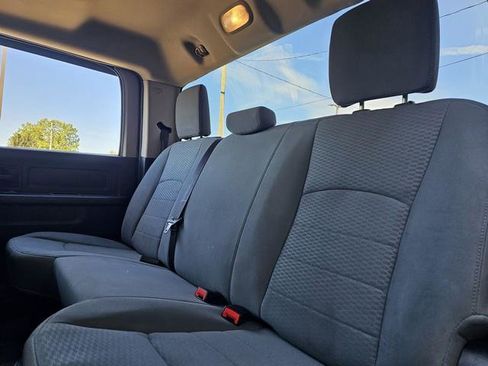 Used 2014 RAM 3500 Tradesman w/ Chrome Appearance Group image 16