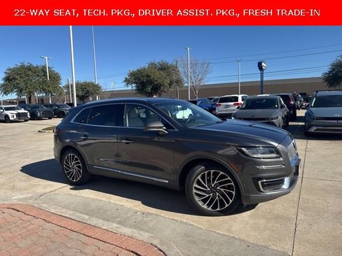 Used 2019 Lincoln Nautilus Reserve image 1