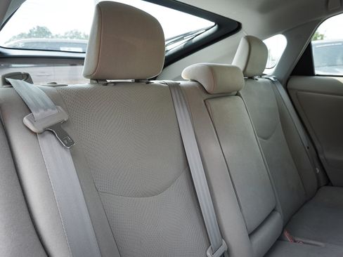 Used 2012 Toyota Prius Two FWD image 27