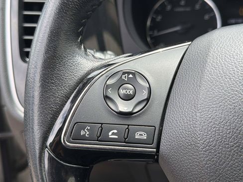 Used 2020 Mitsubishi Outlander SEL FWD image 18