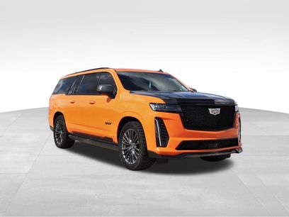 Used 2023 Cadillac Escalade ESV V