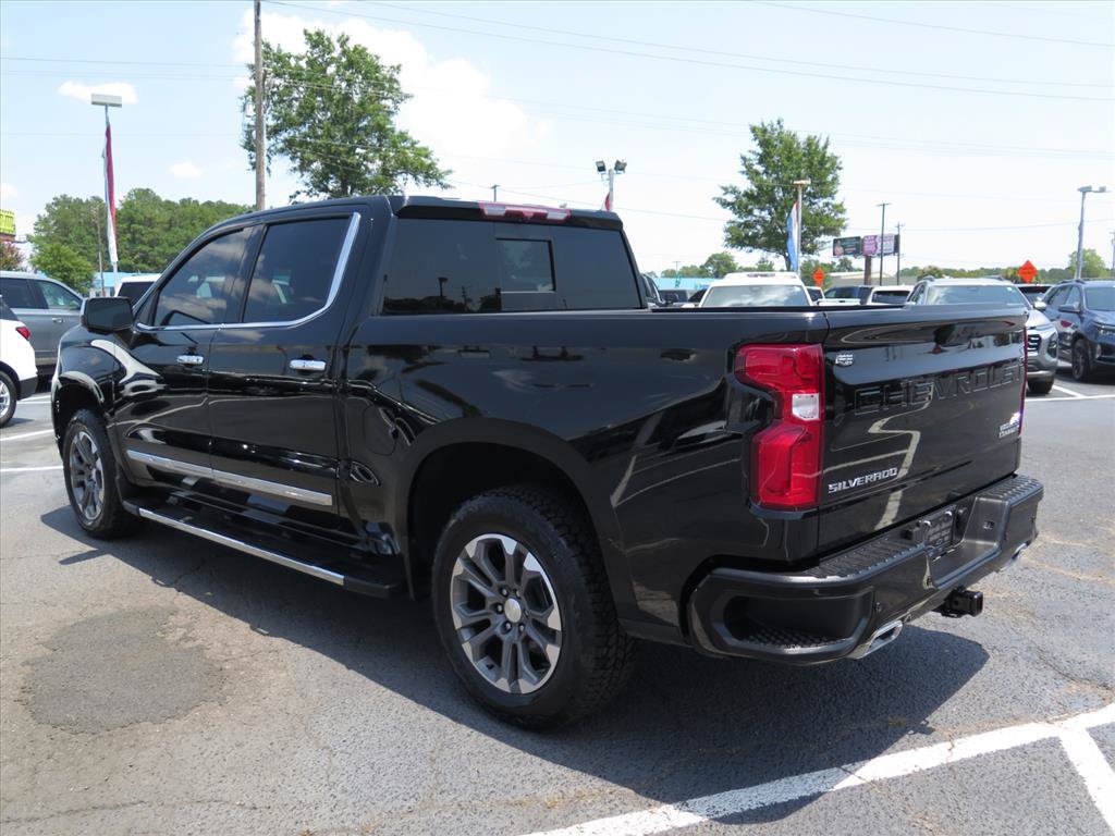 Used 2023 Chevrolet Silverado 1500 High Country AWD/4WD image 5