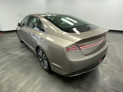 Used 2018 Lincoln MKZ Reserve w/ Climate Package AWD/4WD image 4
