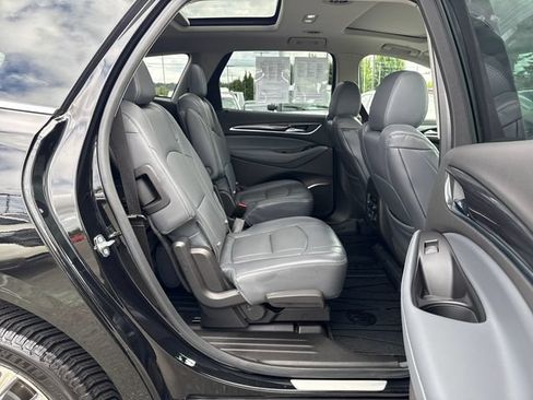 Used 2018 Buick Enclave Premium w/ Experience Buick Package AWD/4WD image 10