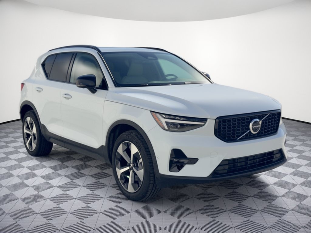 Certified 2026 Volvo XC40 B5 Plus w/ Protection Package Premier AWD/4WD image 7