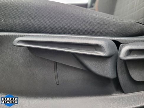 Used 2025 Honda HR-V Sport image 16