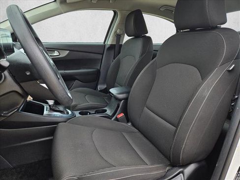 Used 2021 Kia Forte LXS image 14