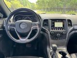 Used 2018 Jeep Grand Cherokee Altitude image 3
