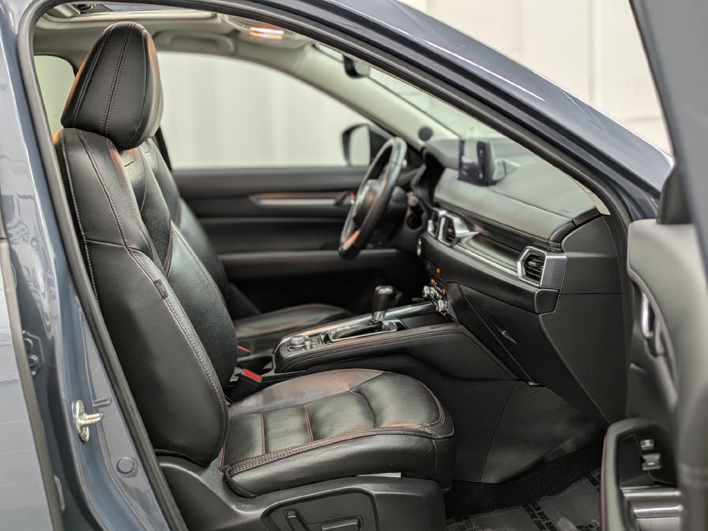 Used 2024 MAZDA CX-5 Carbon Edition AWD/4WD image 29