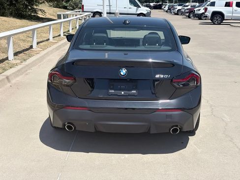 Used 2025 BMW 230i Coupe w/ Premium Package RWD image 5