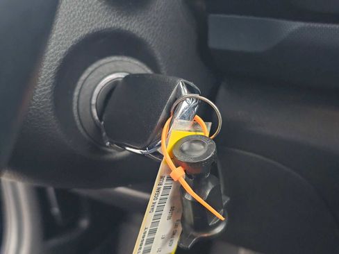 Used 2021 Kia Seltos S image 29