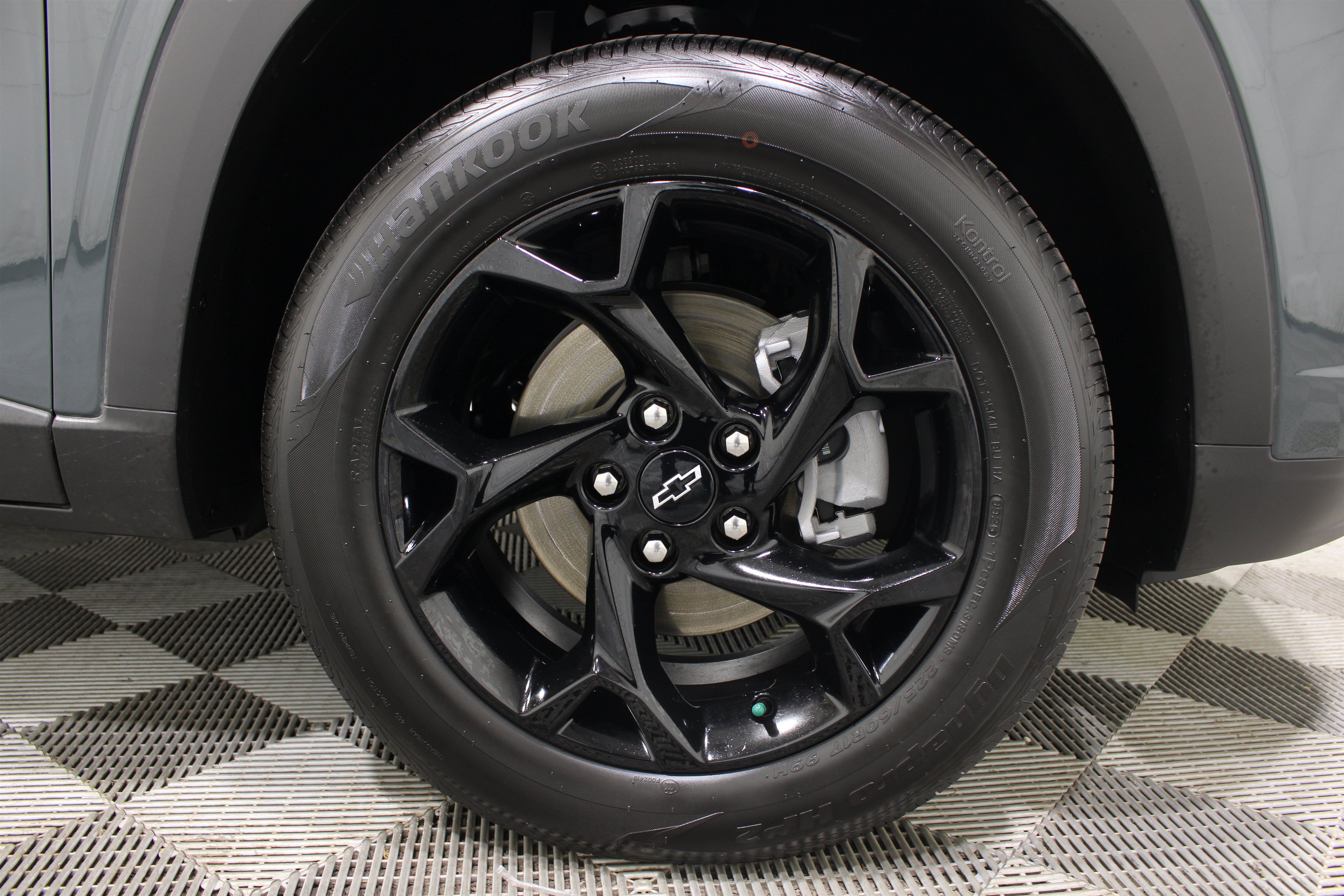 New 2026 Chevrolet Trax LT w/ Driver Confidence Package FWD image 33