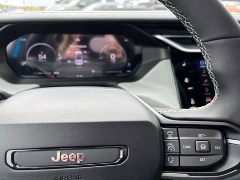 New 2026 Jeep Cherokee Limited AWD/4WD image 25