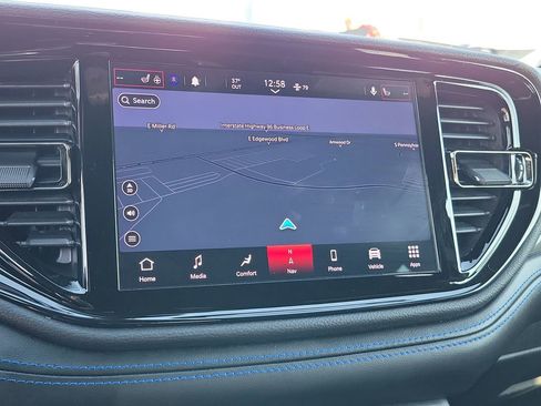 Used 2022 Dodge Durango R/T w/ Tow 'N Go Package image 28