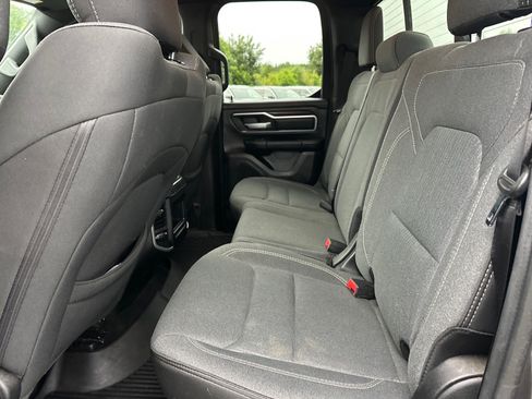 Used 2022 RAM 1500 Big Horn AWD/4WD image 9