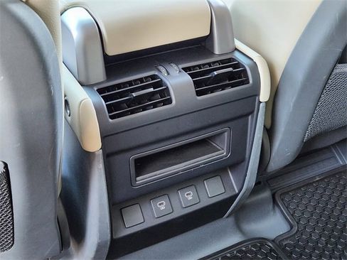 Used 2024 Land Rover Defender 110 S image 29