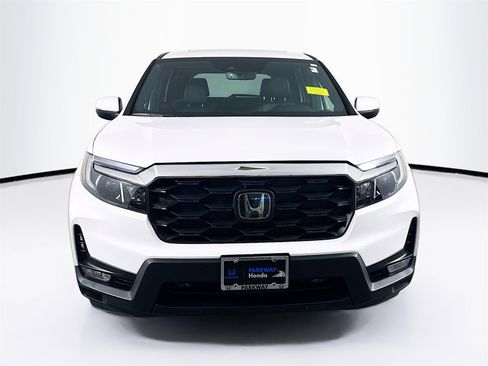 Used 2023 Honda Passport EX-L image 2
