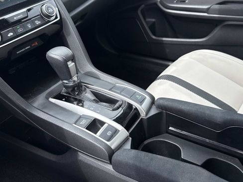 Used 2016 Honda Civic EX image 8