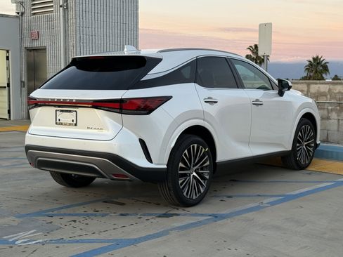 New 2026 Lexus RX 350 RX 350h Premium+ image 11
